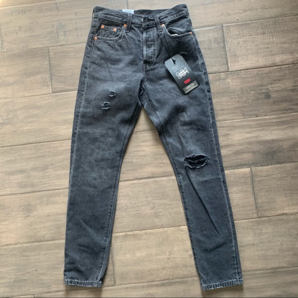 NWT levi’s 501 distressed black jeans size 23 high rise